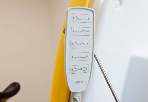 Gynecological surgery chair