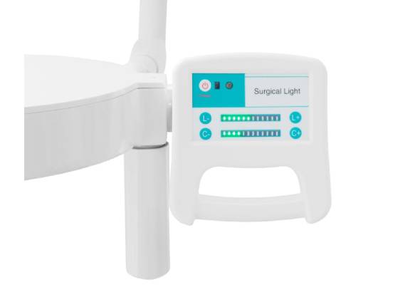 Surgical and treatment lamp